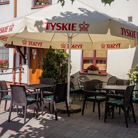 Pensjonat Rogatka Osieczna Eksteriør bilde